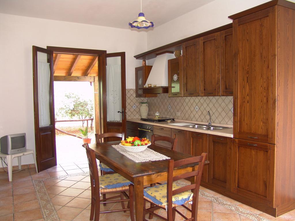 Baglio Montoleone Villa Castelluzzo Szoba fotó